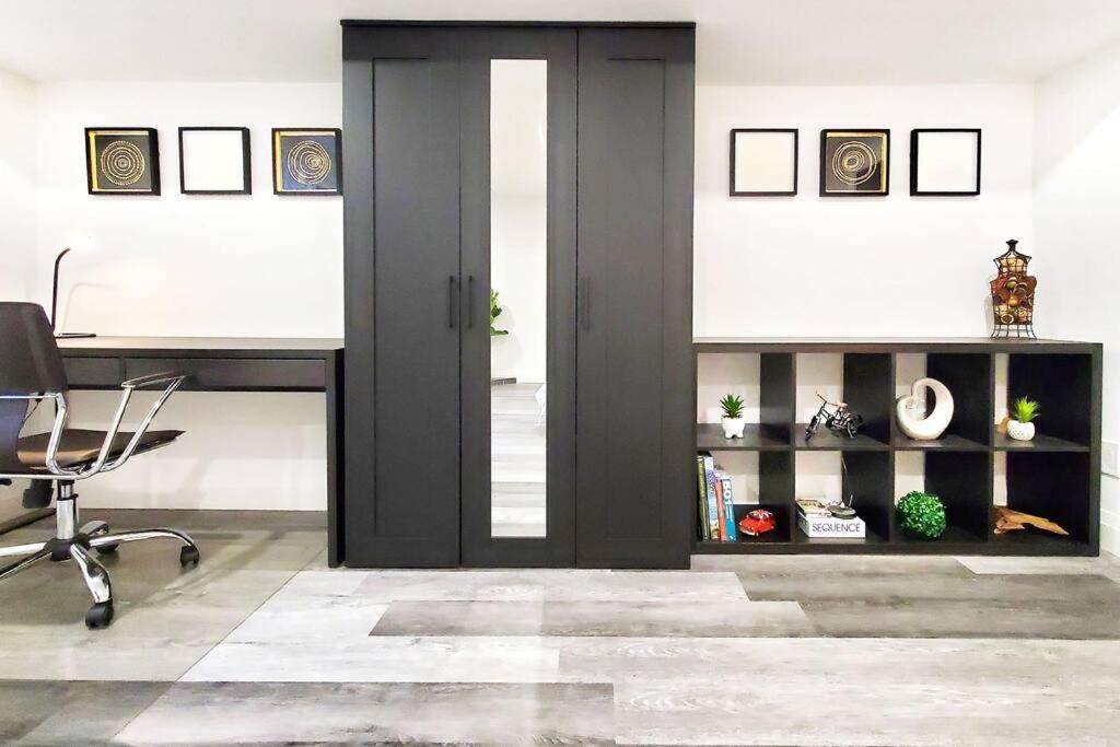 Renovated Guest Suite Near The Lake & High Park In Toronto! Εξωτερικό φωτογραφία