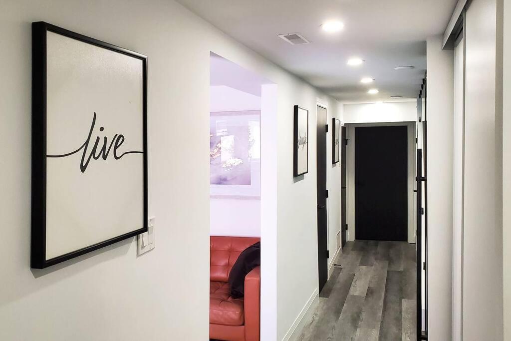 Renovated Guest Suite Near The Lake & High Park In Toronto! Εξωτερικό φωτογραφία
