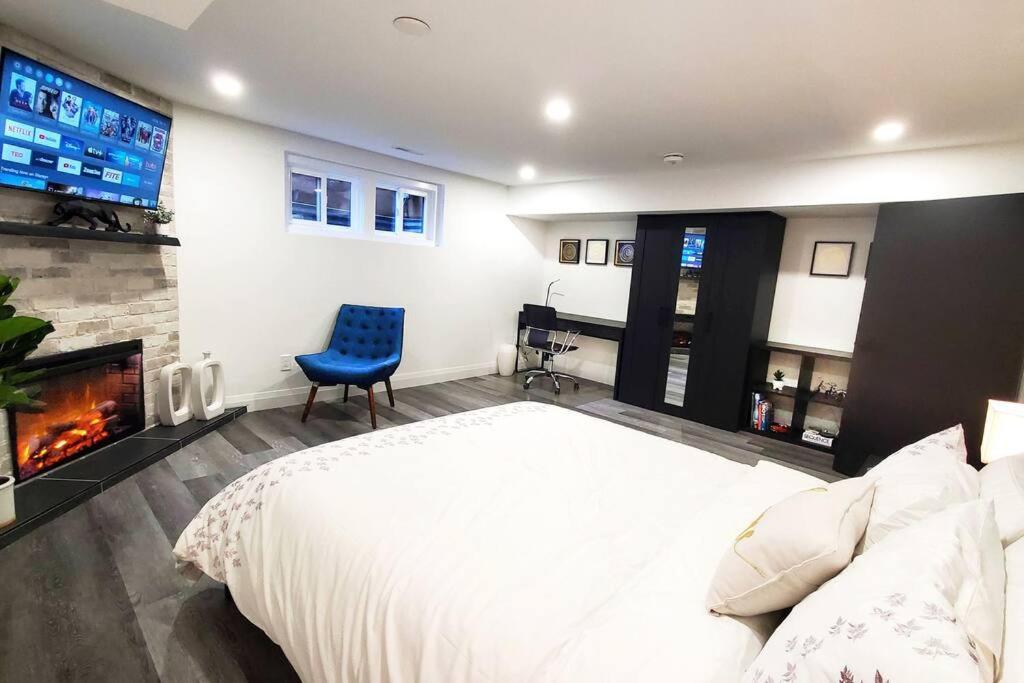 Renovated Guest Suite Near The Lake & High Park In Toronto! Εξωτερικό φωτογραφία