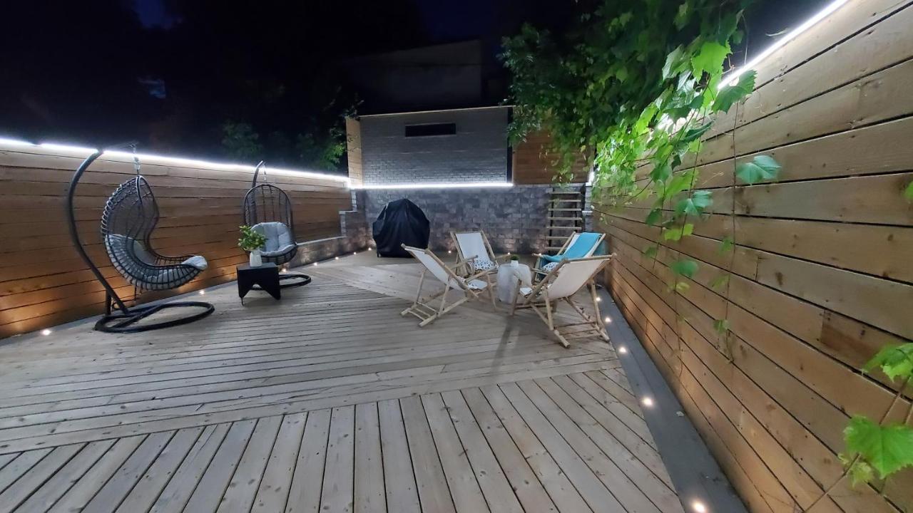Renovated Guest Suite Near The Lake & High Park In Toronto! Εξωτερικό φωτογραφία